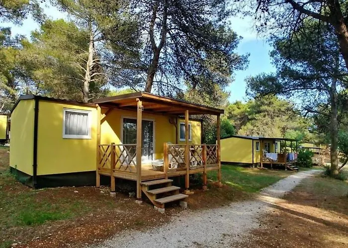 Campingplads Mobile Homes Kamp Pineta *